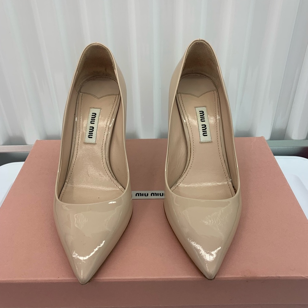 Authentic miu miu heels. Size 35